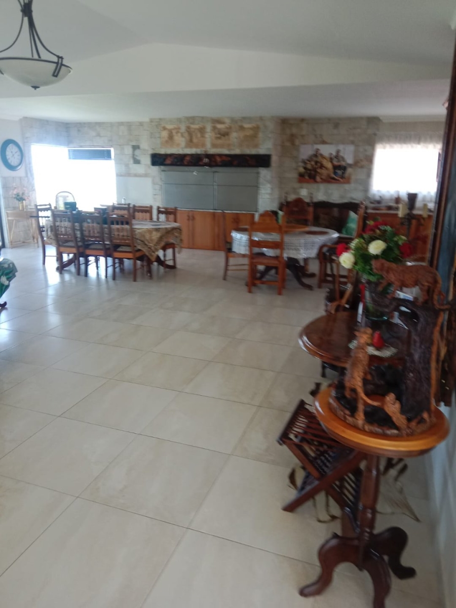  Bedroom Property for Sale in Groot Brakrivier Central Western Cape